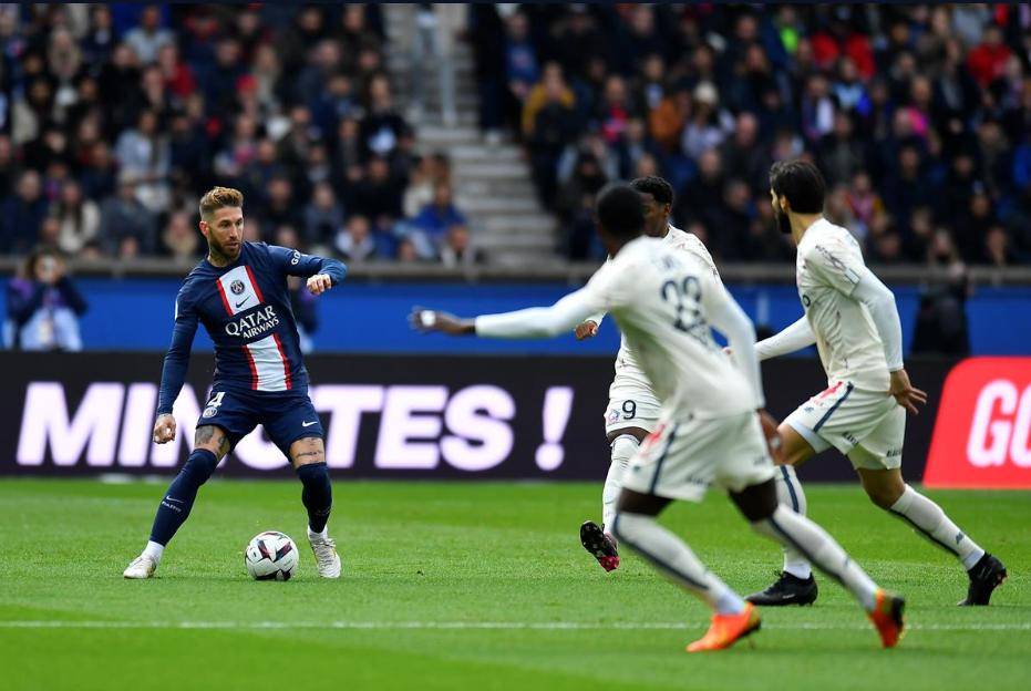 包含风云突变斯图加特冲刺阶段强势反弹,法甲版图或重绘,目标明确,纪律约束更严格的词条 包含风云突变斯图加特冲刺阶段强势反弹,法甲版图或重绘,目标明确,纪律约束更严格的词条