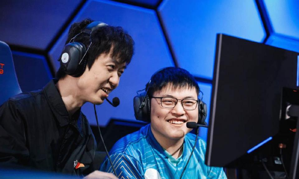 模拟器试玩-赛地聚焦——CBA常规赛今晚热度飙升，布莱顿豪取连胜，引发热议，更衣室氛围转暖的简单介绍